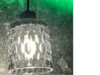 Hängelampe aus Glas mit Beleuchtung