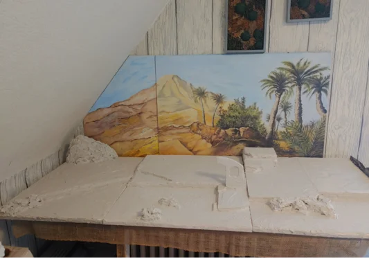 Diorama einer Wüstenlandschaft