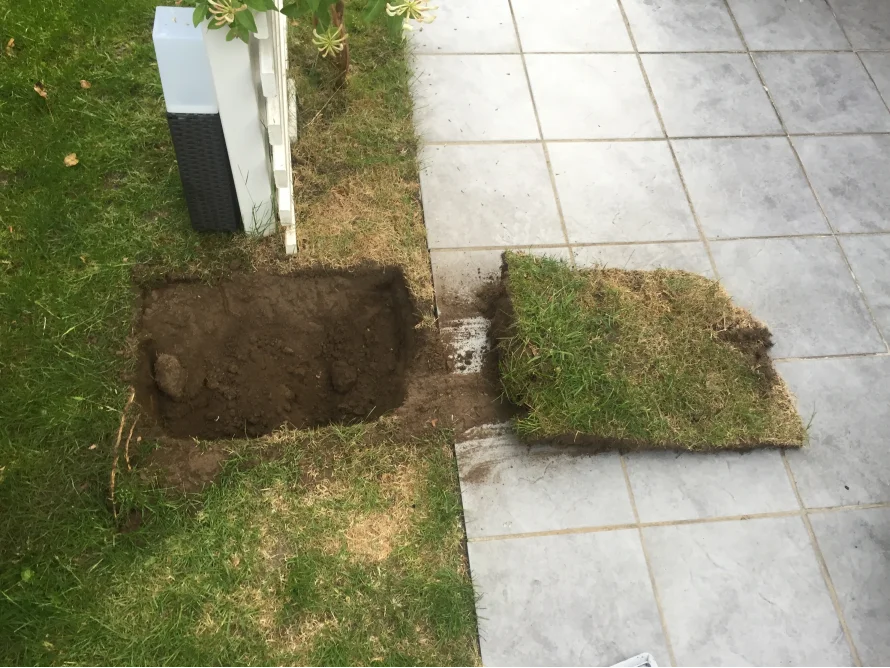 Ausgehobenes Erdreich für Fundament