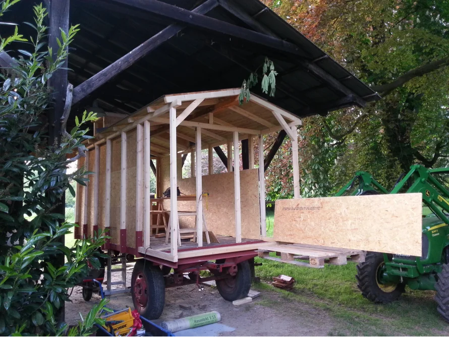 Bau eines Tiny Houses auf einem Anhänger