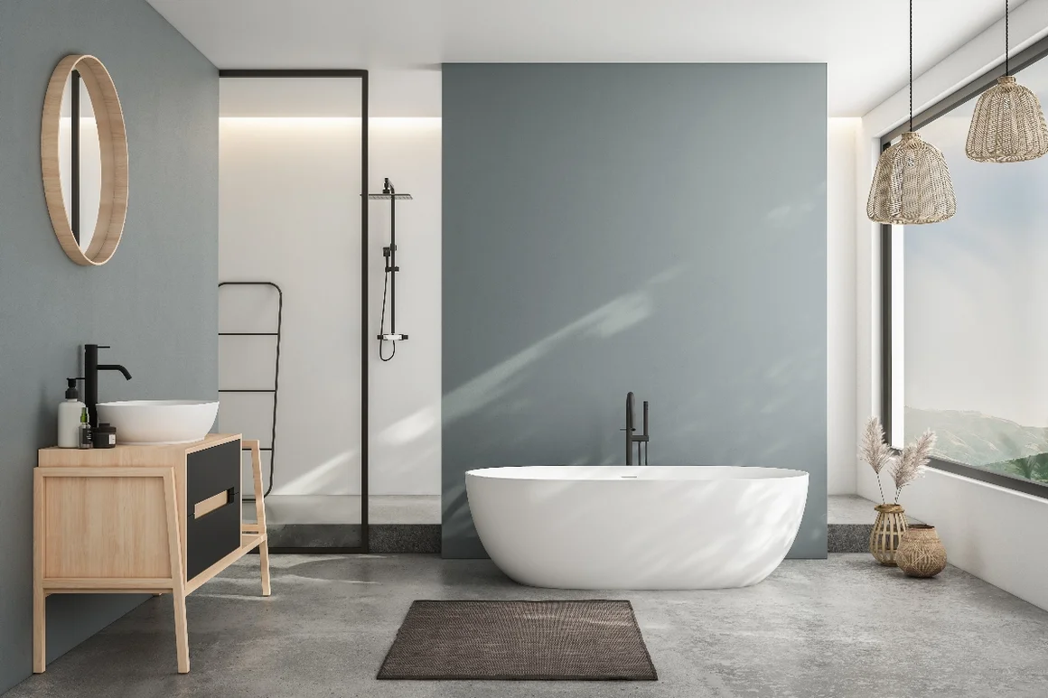 Modernes Badezimmer mit freistehender Badewanne