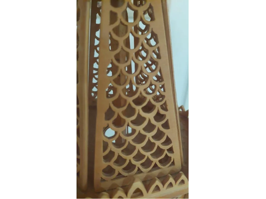 Holz mit Ornamenten