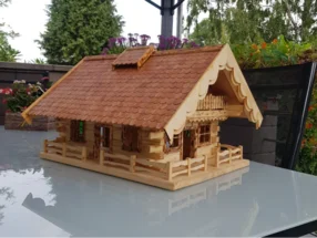 Modell eines Holzhauses