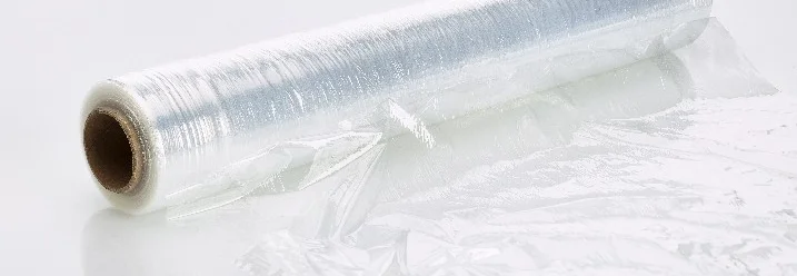 Eine Rolle Frischhaltefolie