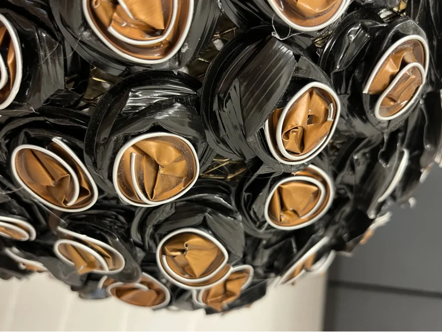 Nahaufnahme von gefaltetem Papier